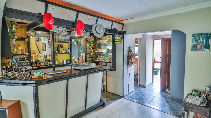 3 Bedroom Property for Sale in Rembrandt Park Gauteng