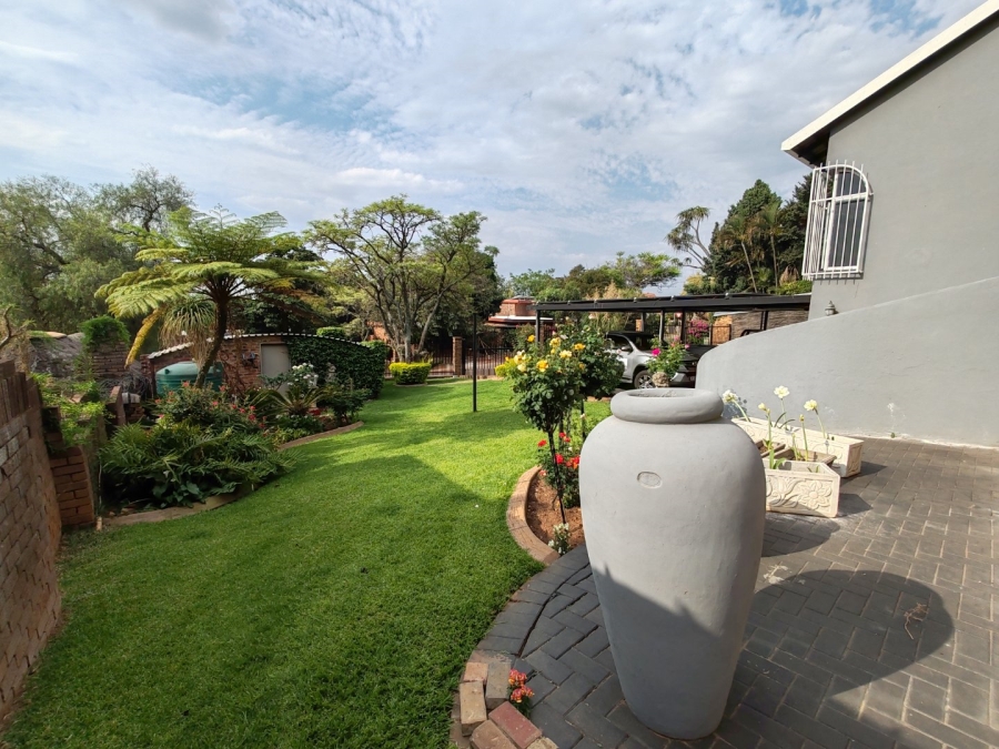 4 Bedroom Property for Sale in Magalieskruin Gauteng