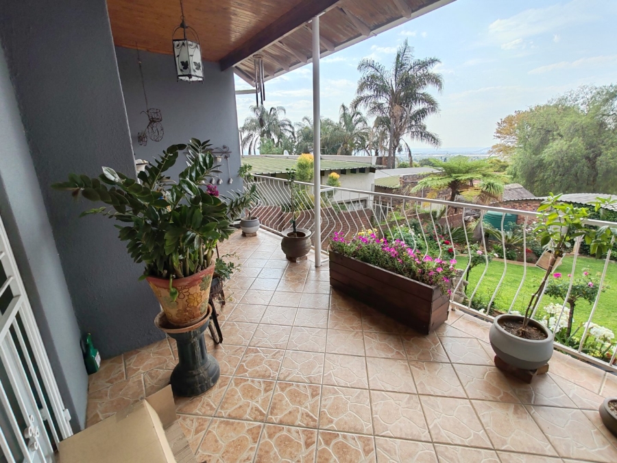 4 Bedroom Property for Sale in Magalieskruin Gauteng