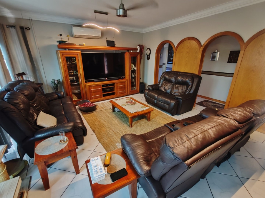 4 Bedroom Property for Sale in Magalieskruin Gauteng