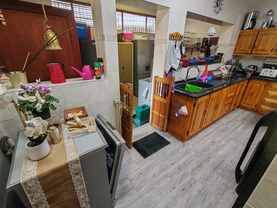 4 Bedroom Property for Sale in Magalieskruin Gauteng