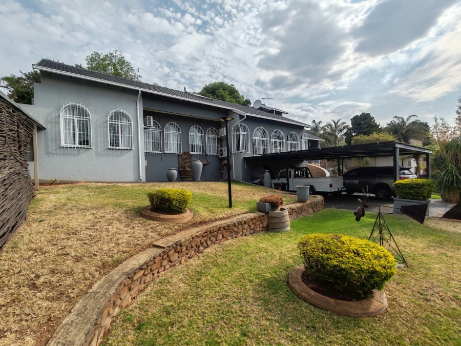 4 Bedroom Property for Sale in Magalieskruin Gauteng