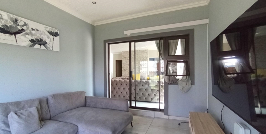 4 Bedroom Property for Sale in Halfway House Gauteng