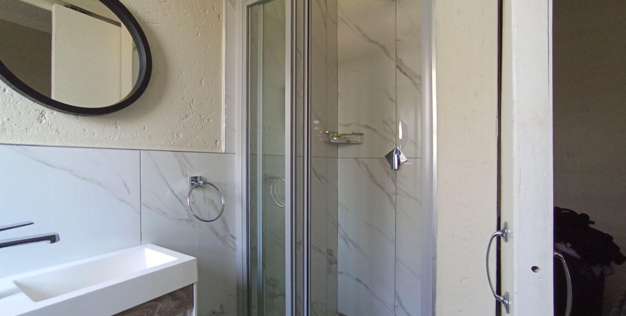 4 Bedroom Property for Sale in Halfway House Gauteng