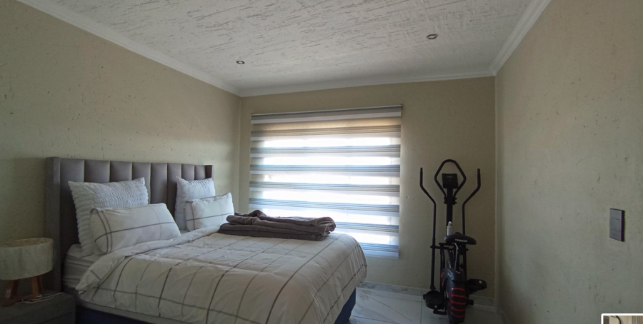 4 Bedroom Property for Sale in Halfway House Gauteng