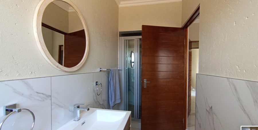 4 Bedroom Property for Sale in Halfway House Gauteng
