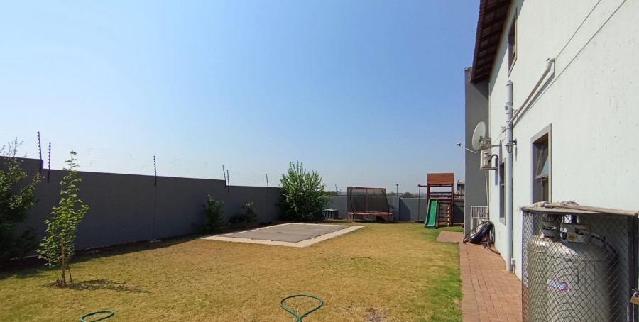 4 Bedroom Property for Sale in Halfway House Gauteng