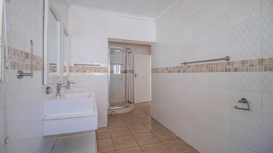 3 Bedroom Property for Sale in Bedfordview Gauteng