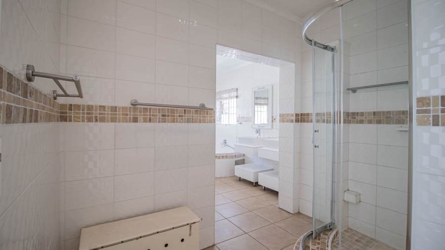 3 Bedroom Property for Sale in Bedfordview Gauteng
