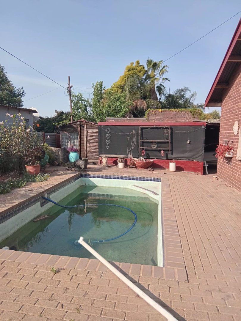 4 Bedroom Property for Sale in West Park Gauteng