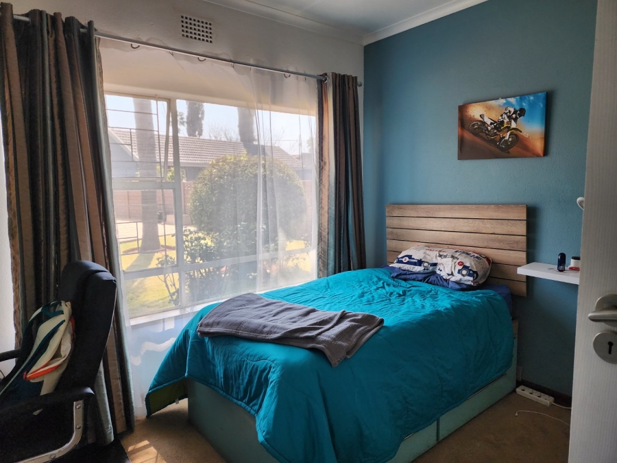 To Let 3 Bedroom Property for Rent in Witfield Gauteng