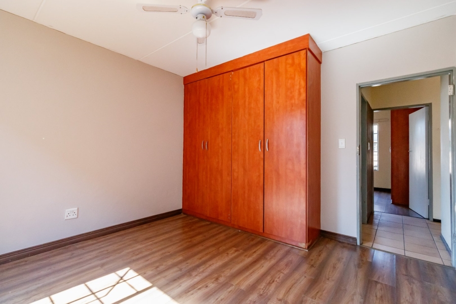 2 Bedroom Property for Sale in Minnebron Gauteng
