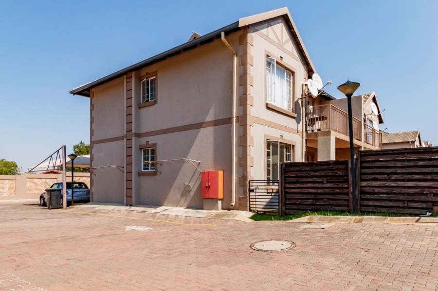 2 Bedroom Property for Sale in Minnebron Gauteng