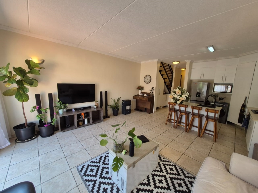 3 Bedroom Property for Sale in Pretorius Park Gauteng