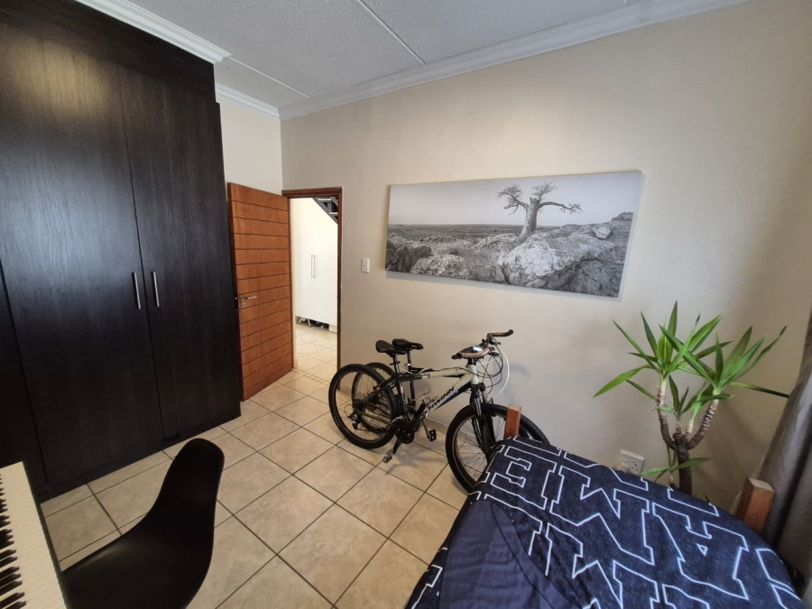 3 Bedroom Property for Sale in Pretorius Park Gauteng
