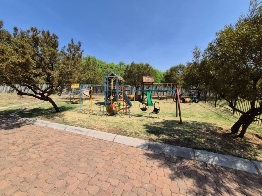 3 Bedroom Property for Sale in Pretorius Park Gauteng