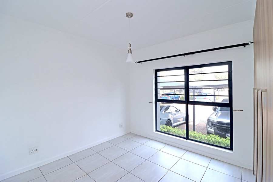 3 Bedroom Property for Sale in Waterfall Gauteng