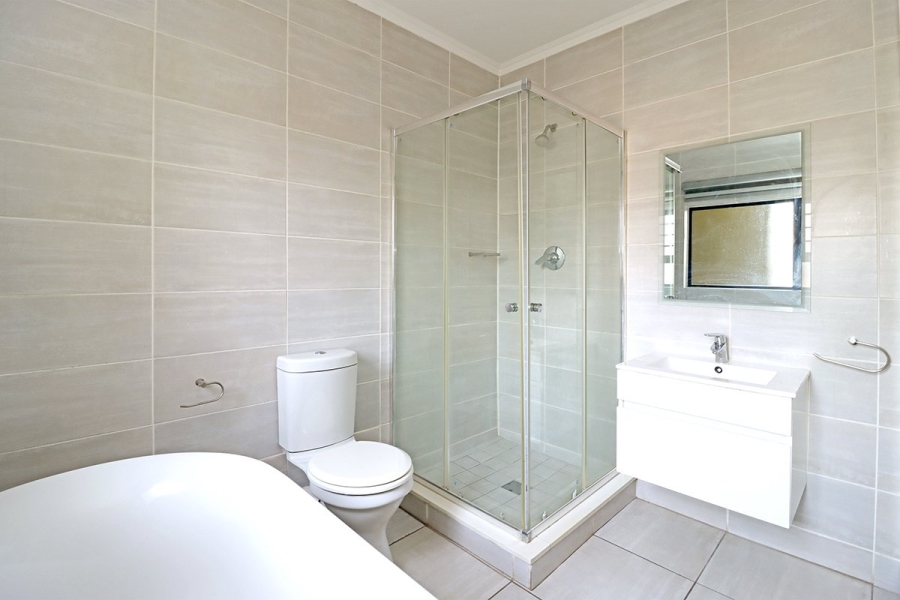 3 Bedroom Property for Sale in Waterfall Gauteng