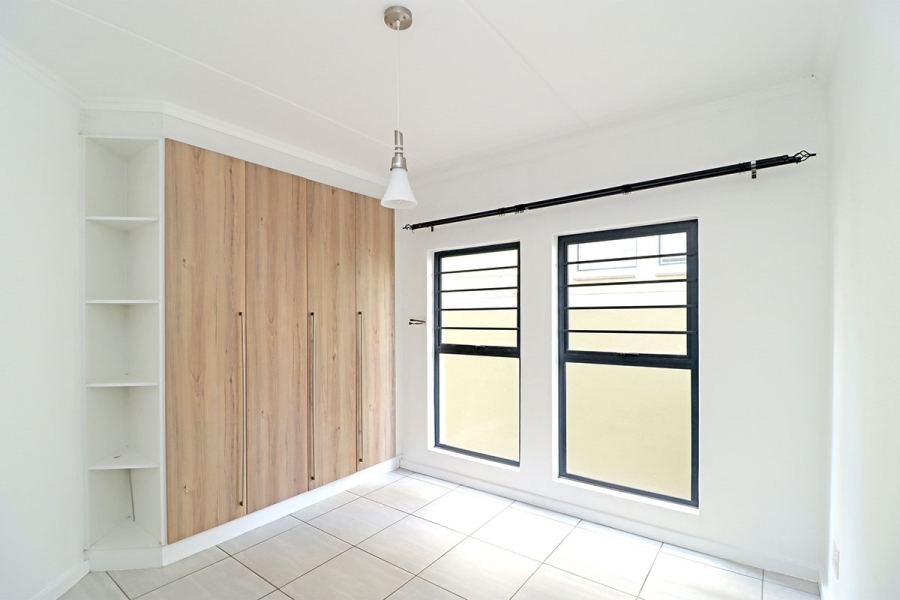 3 Bedroom Property for Sale in Waterfall Gauteng