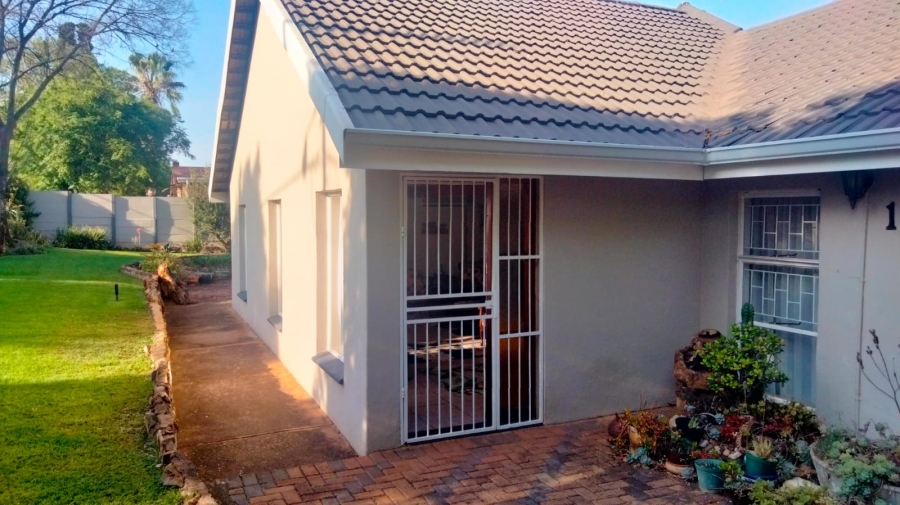 4 Bedroom Property for Sale in Valhalla Gauteng