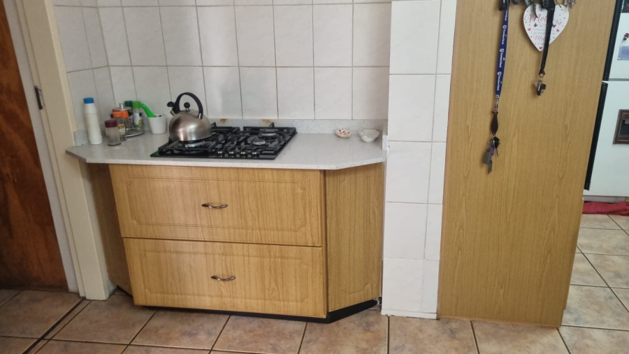 4 Bedroom Property for Sale in Valhalla Gauteng