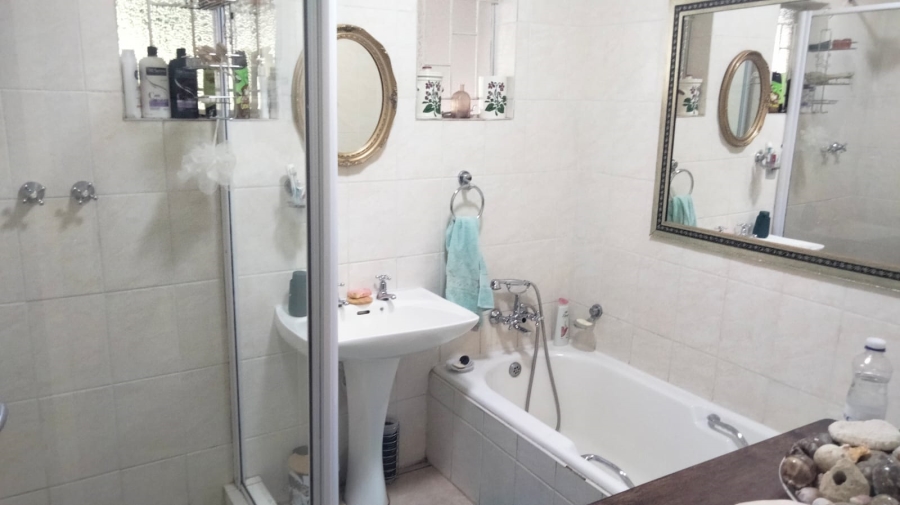 4 Bedroom Property for Sale in Valhalla Gauteng