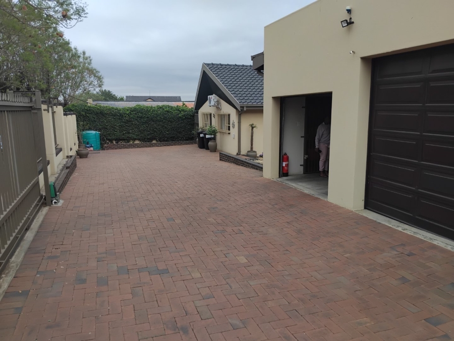 5 Bedroom Property for Sale in Sunnyridge Gauteng