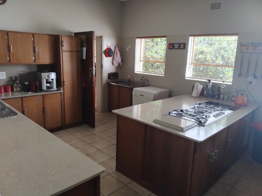 5 Bedroom Property for Sale in Sunnyridge Gauteng