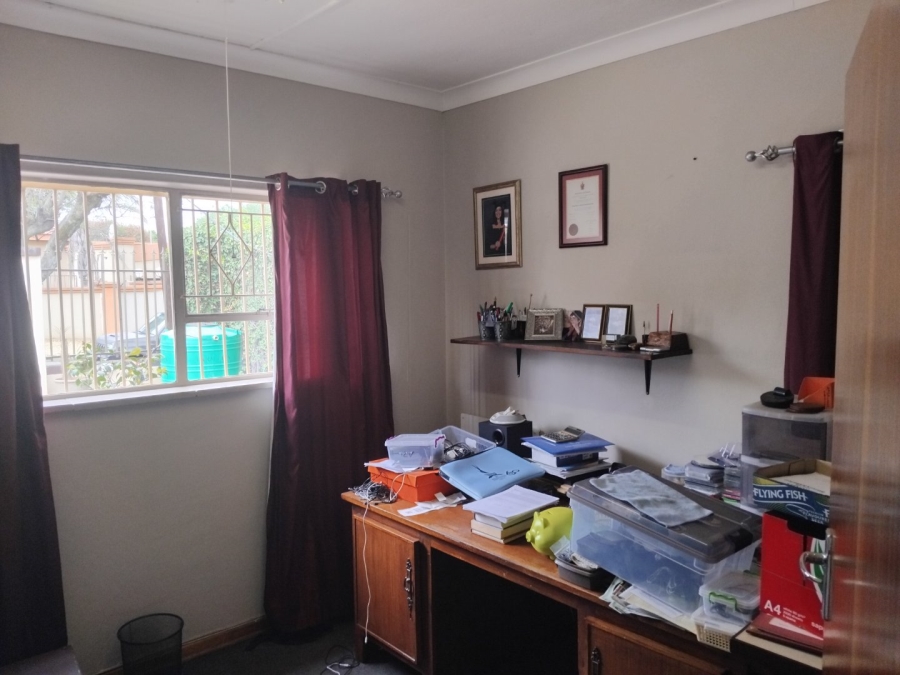 5 Bedroom Property for Sale in Sunnyridge Gauteng
