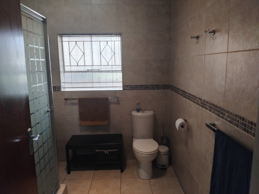 5 Bedroom Property for Sale in Sunnyridge Gauteng