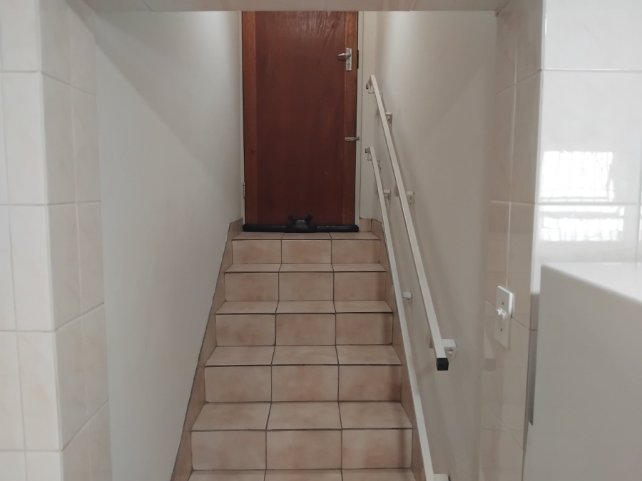 5 Bedroom Property for Sale in Sunnyridge Gauteng