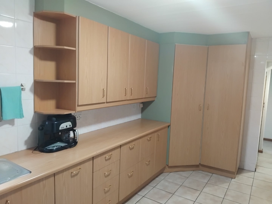 5 Bedroom Property for Sale in Sunnyridge Gauteng