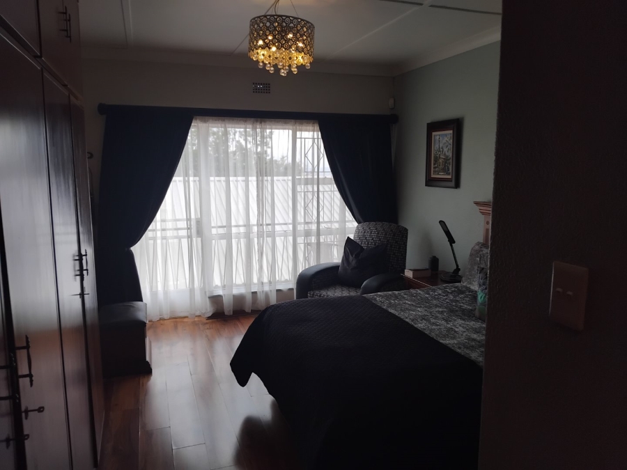 5 Bedroom Property for Sale in Sunnyridge Gauteng