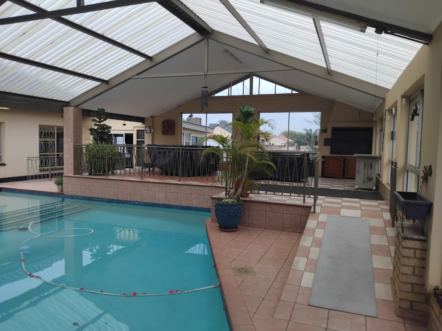 5 Bedroom Property for Sale in Sunnyridge Gauteng