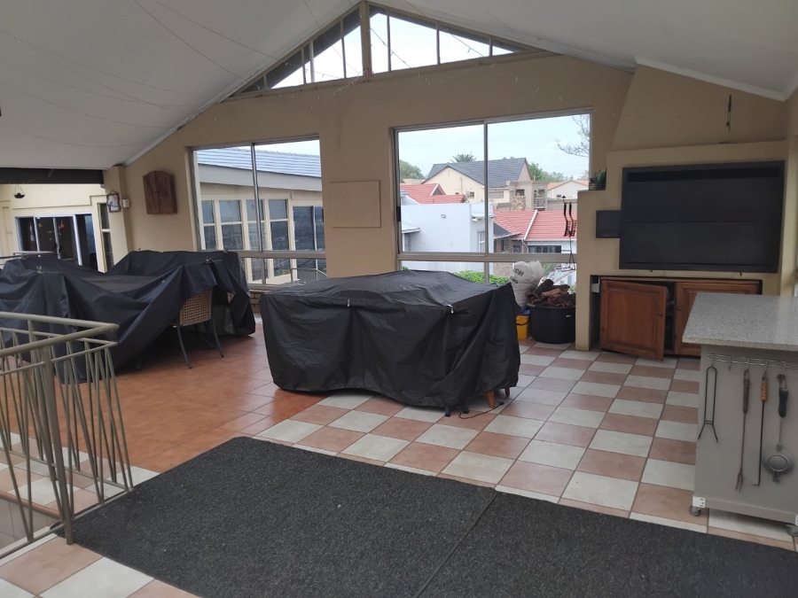 5 Bedroom Property for Sale in Sunnyridge Gauteng