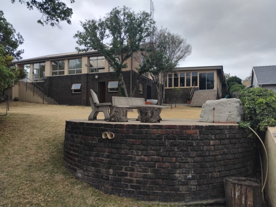5 Bedroom Property for Sale in Sunnyridge Gauteng