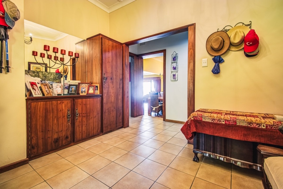 5 Bedroom Property for Sale in Sunnyridge Gauteng