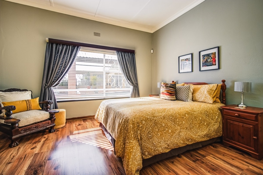 5 Bedroom Property for Sale in Sunnyridge Gauteng