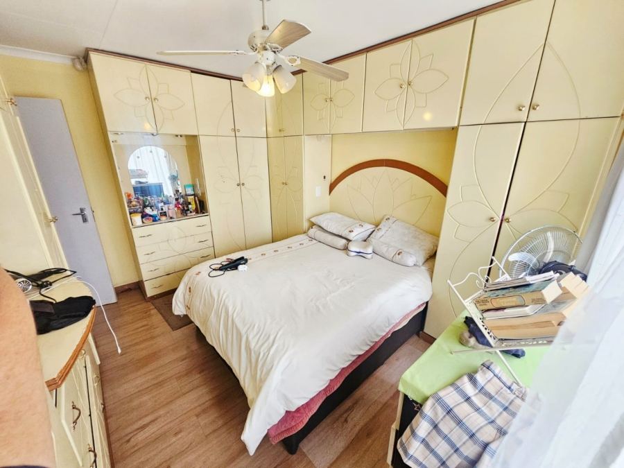 4 Bedroom Property for Sale in Heuweloord Gauteng