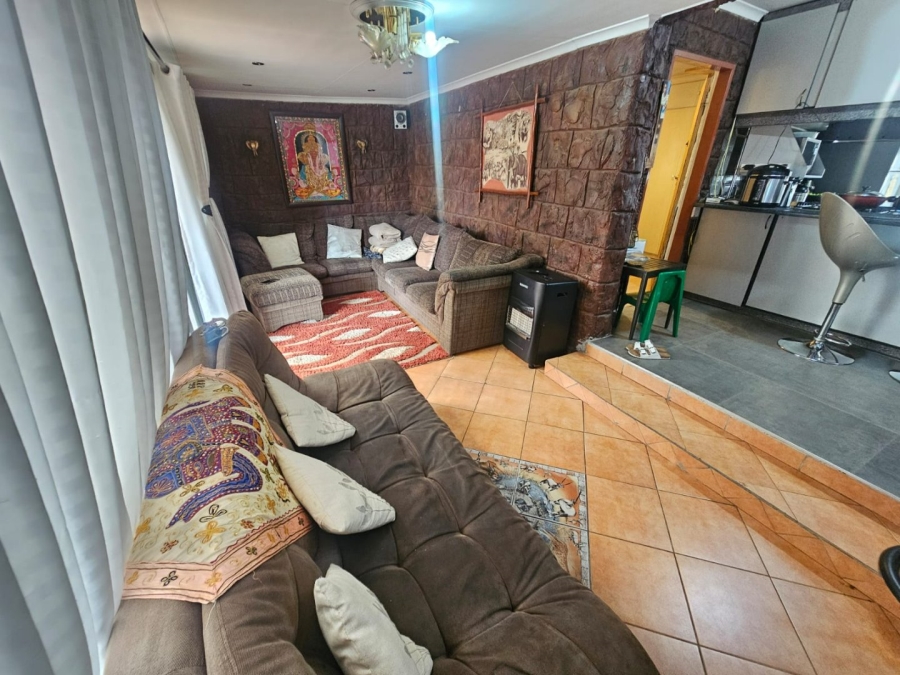 4 Bedroom Property for Sale in Heuweloord Gauteng