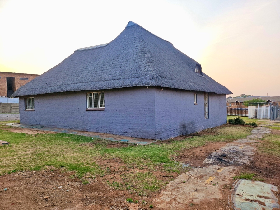 To Let 4 Bedroom Property for Rent in Terenure Gauteng