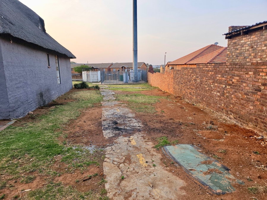 To Let 4 Bedroom Property for Rent in Terenure Gauteng