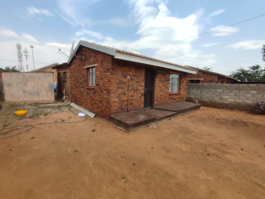 2 Bedroom Property for Sale in Etwatwa Gauteng