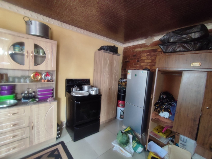 2 Bedroom Property for Sale in Etwatwa Gauteng
