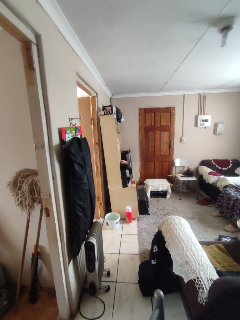 2 Bedroom Property for Sale in Etwatwa Gauteng