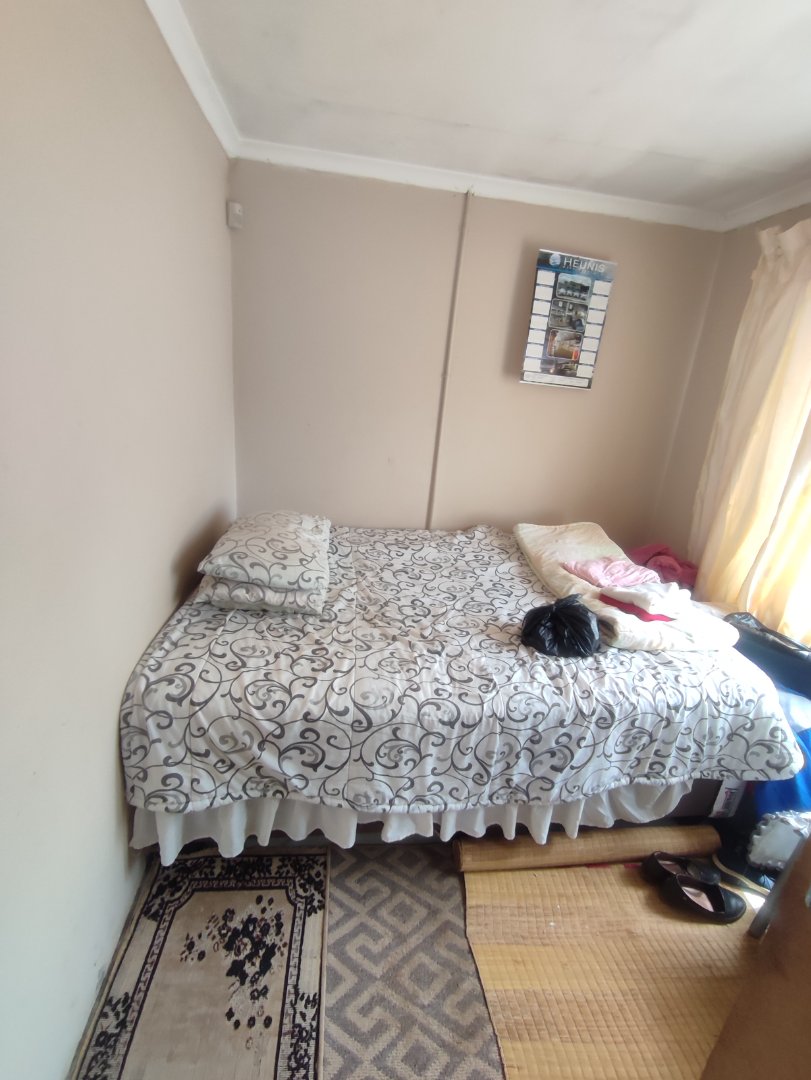 2 Bedroom Property for Sale in Etwatwa Gauteng