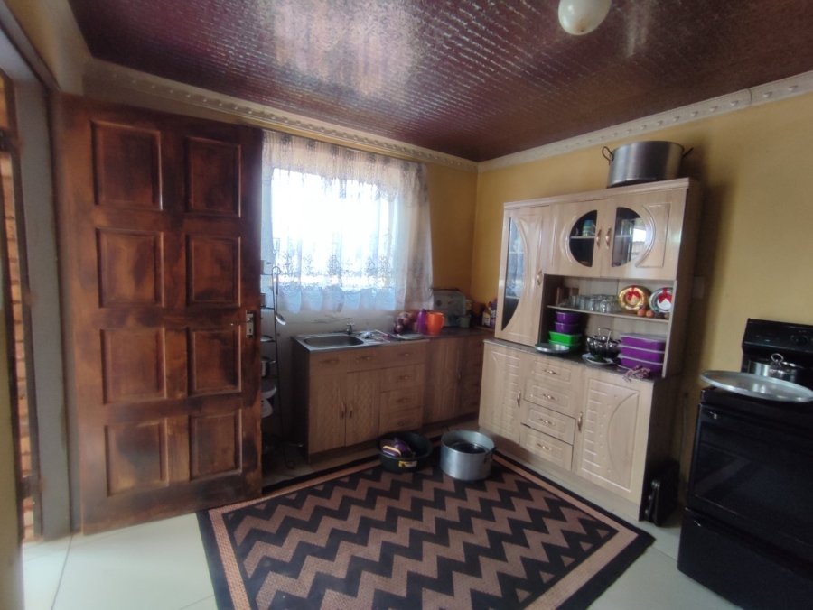 2 Bedroom Property for Sale in Etwatwa Gauteng