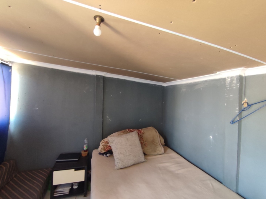 2 Bedroom Property for Sale in Daveyton Gauteng