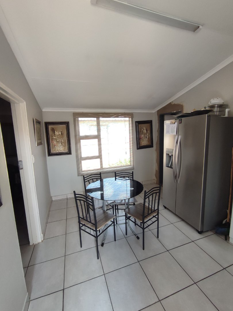 2 Bedroom Property for Sale in Daveyton Gauteng