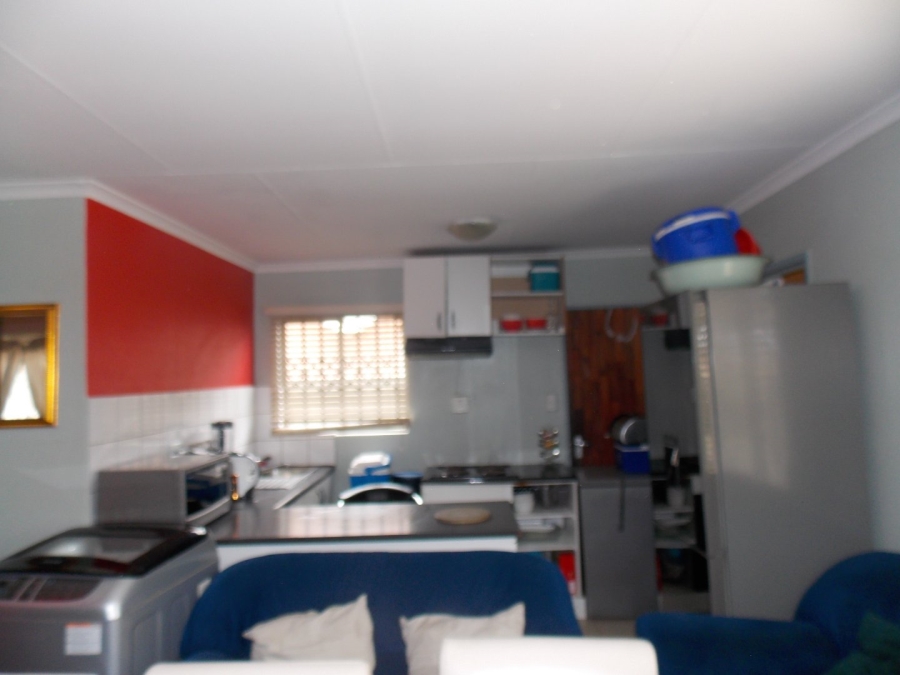 3 Bedroom Property for Sale in Windmill Park Gauteng